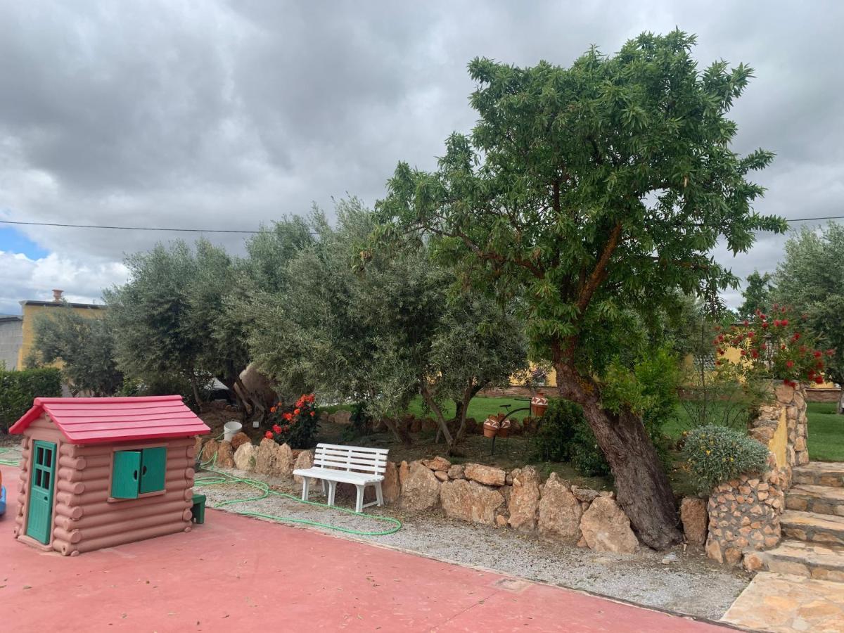 Cortijo Bustamante Guest House Baza Ngoại thất bức ảnh