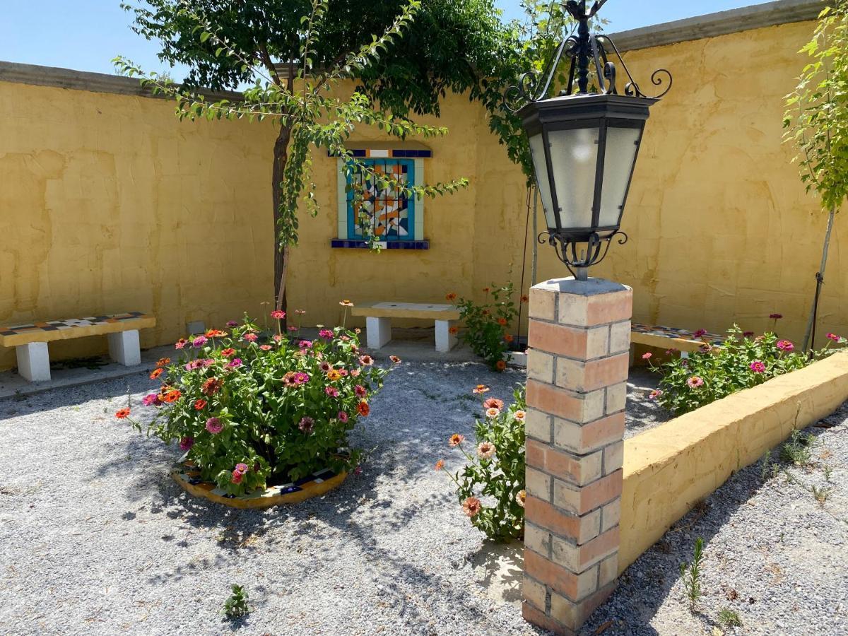 Cortijo Bustamante Guest House Baza Ngoại thất bức ảnh